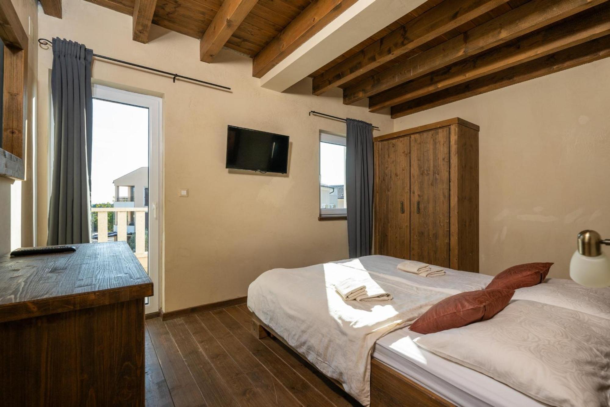 Villa Castagna Near The Sea With Private Pool And Sauna 프레멘투라 외부 사진