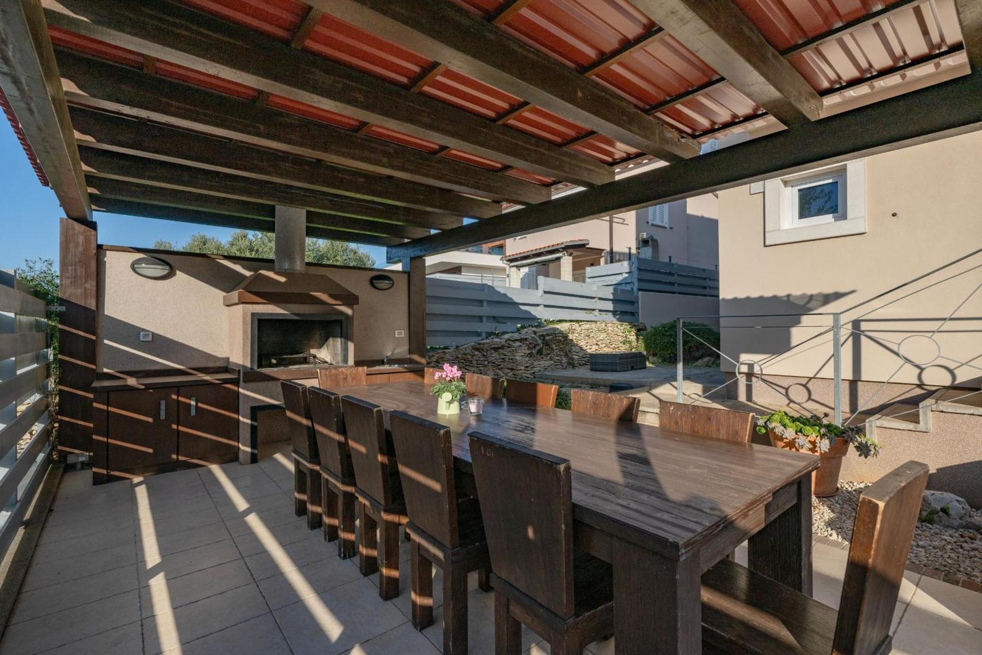 Villa Castagna Near The Sea With Private Pool And Sauna 프레멘투라 외부 사진