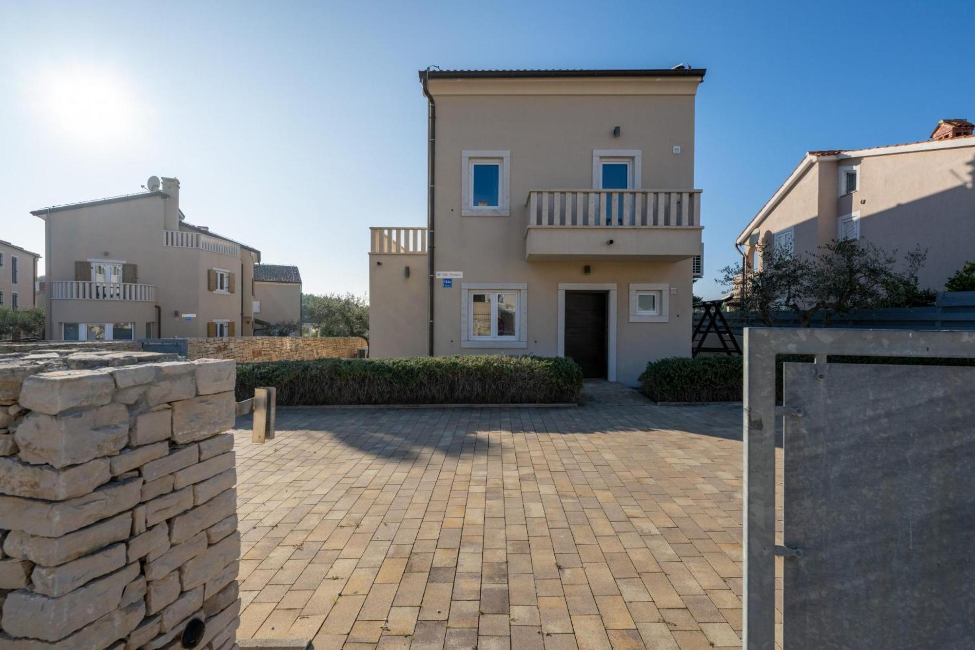 Villa Castagna Near The Sea With Private Pool And Sauna 프레멘투라 외부 사진