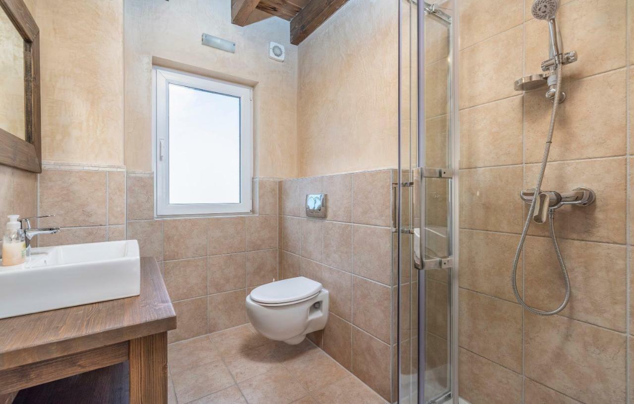 Villa Castagna Near The Sea With Private Pool And Sauna 프레멘투라 외부 사진