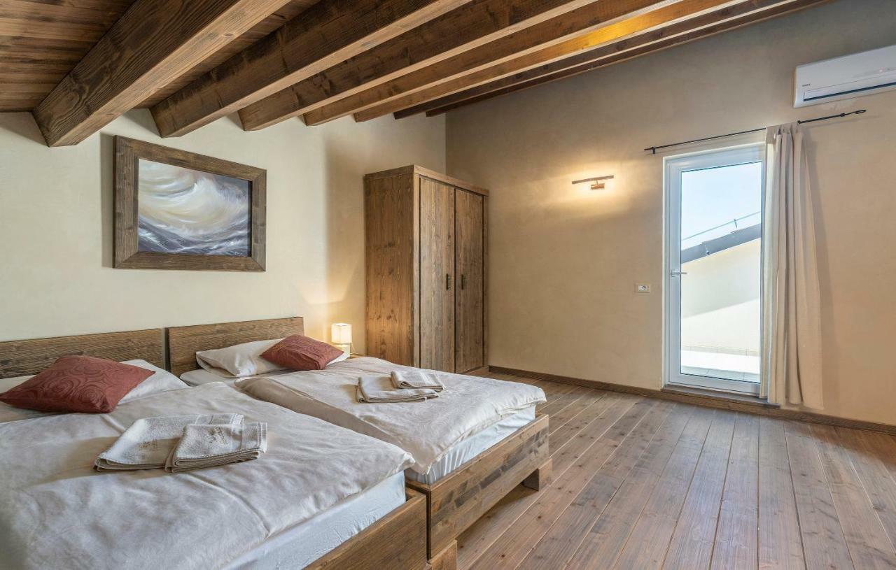 Villa Castagna Near The Sea With Private Pool And Sauna 프레멘투라 외부 사진